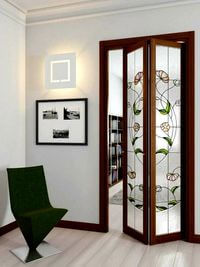 Двери гармошка с витражным декором Абакан