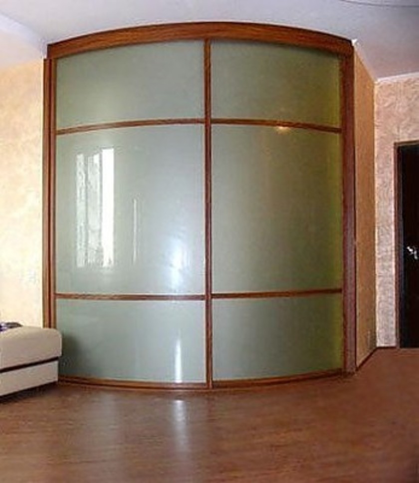 Встроенный шкаф купе радиусный в классическом стиле Абакан